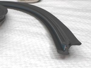 Mazda 3 MK1 Front Screen Trim 