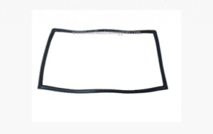 BMW E12 Rear Screen Rubber 