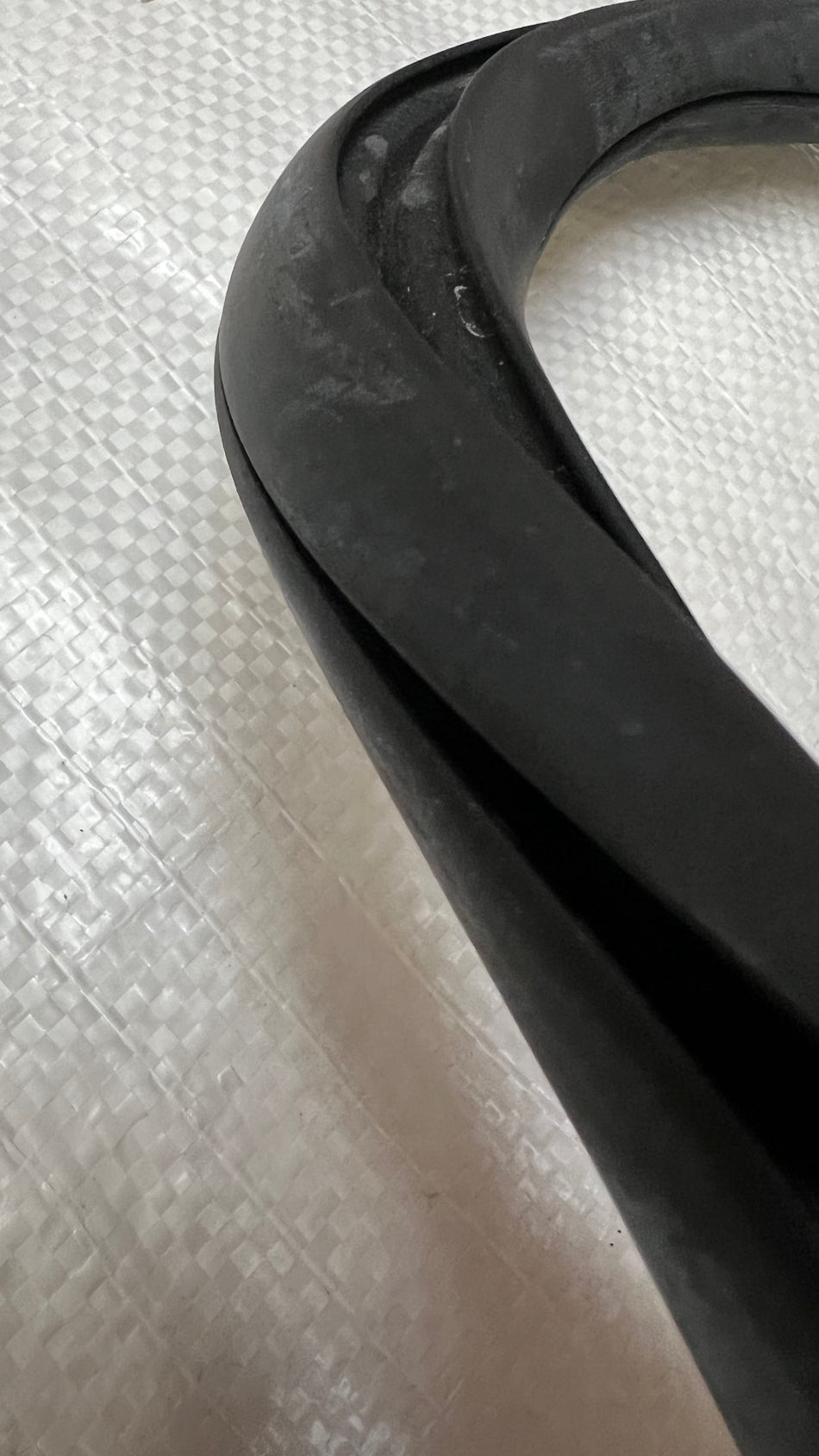 Bedford TK Front Screen Rubber